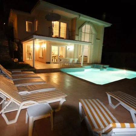 Villa Rent A Luxury Villa In Alanya, Close To The Beach, Alanya Villa 1000