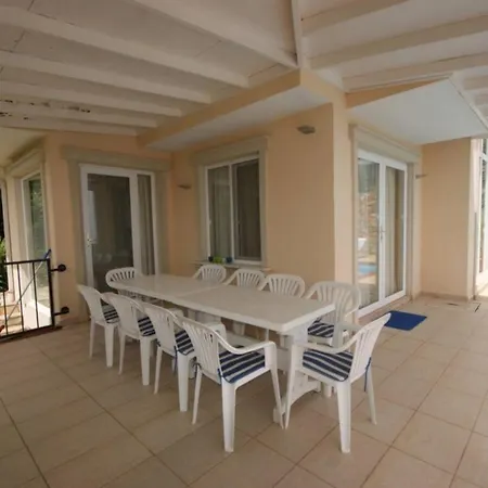 Rent A Luxury Villa In Alanya, Close To The Beach, Alanya Villa 1000 Alanya